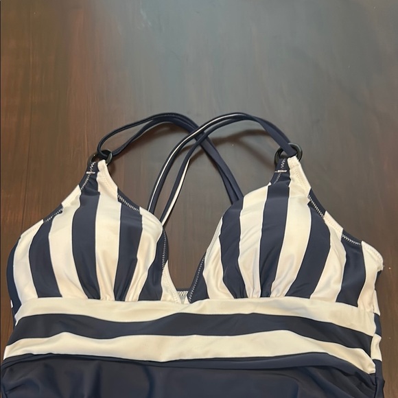 Navy Stripe V Neck Ruching Tummy Control One-Piece Swimsuit Size L NEW - Picture 3 of 16